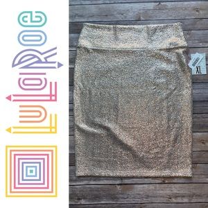 SOLD! NWT LuLaRoe elegant Cassie sparkly Sz XL!